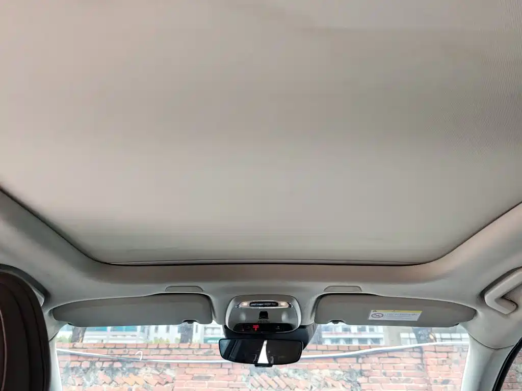 Volvo XC60 2020 — фото 9