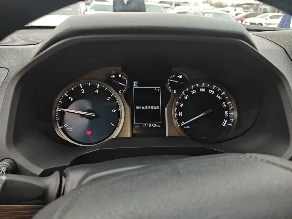 Toyota Prado 2018 — фото 12