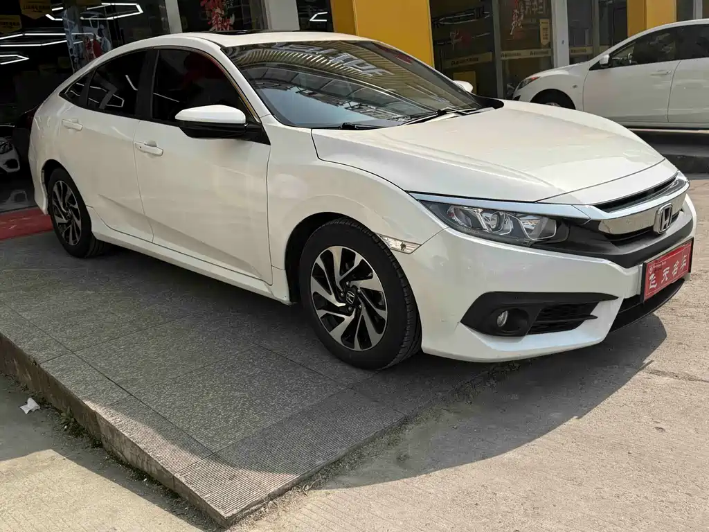 Honda Civic 2019 — фото 4