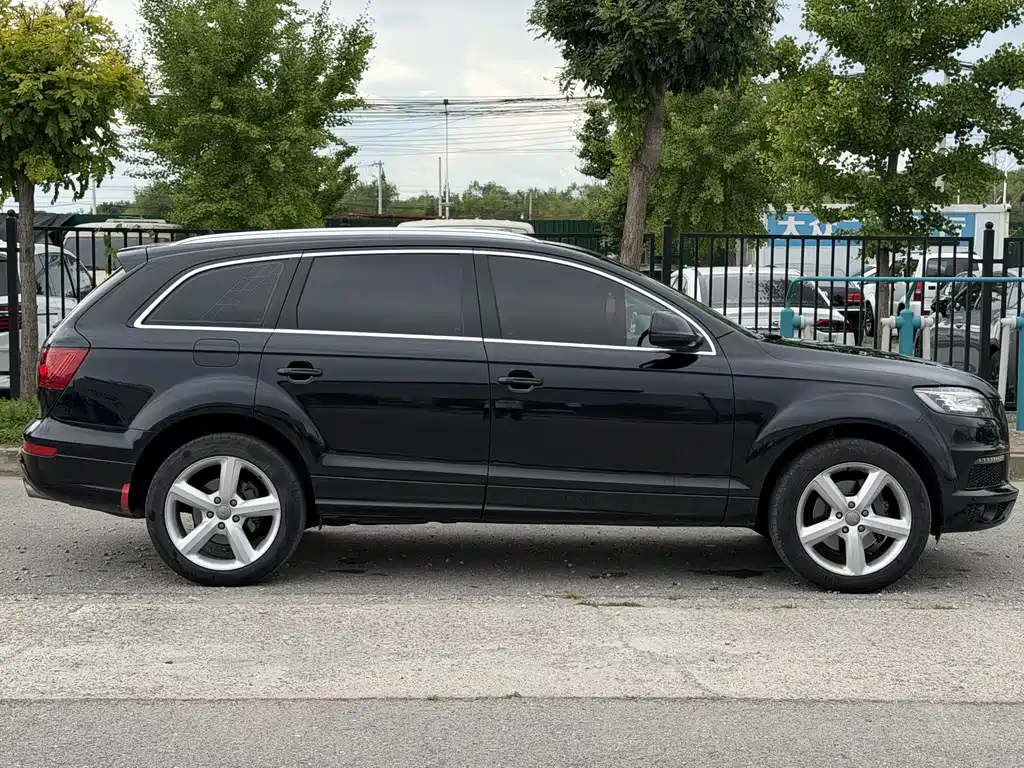 Audi Q7 2015 — фото 7