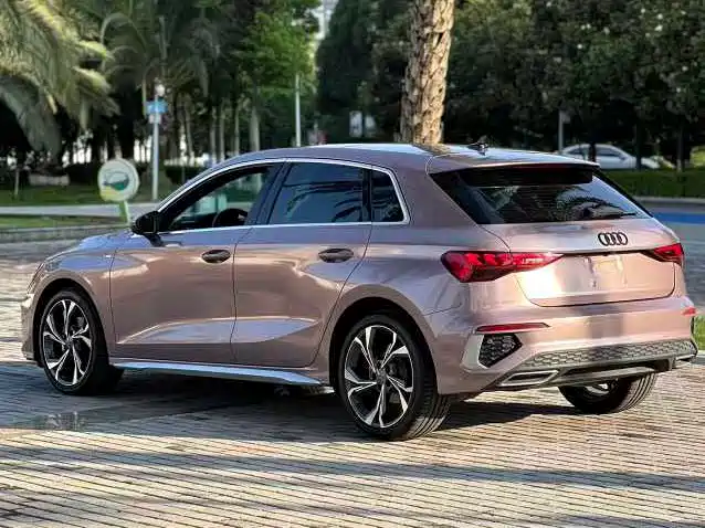 Audi A3 2021 — фото 9