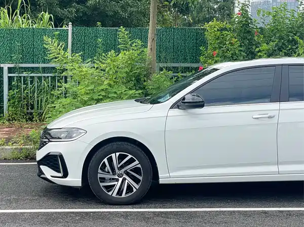 Volkswagen Lavida 2024