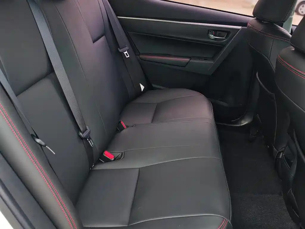 Toyota Corolla 2019 — фото 16