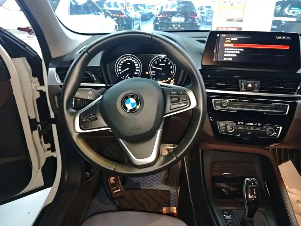 BMW X1 2019 — фото 11