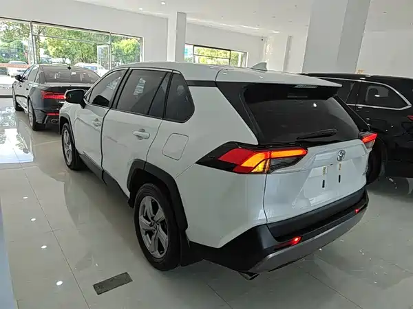 Toyota RAV4 2022