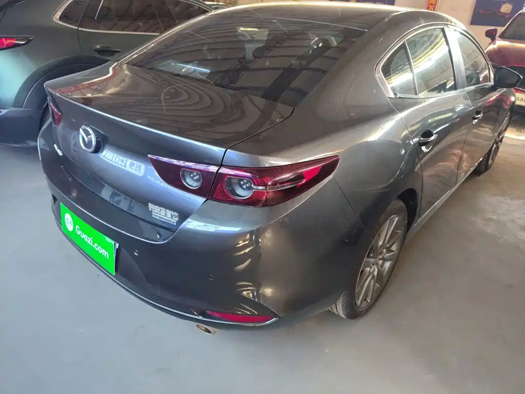 Mazda 3 Axela 2020