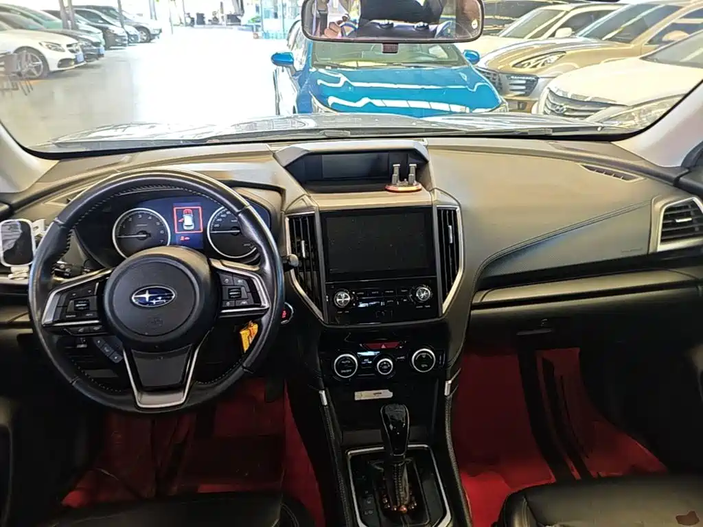 Subaru Forester 2020 — фото 10