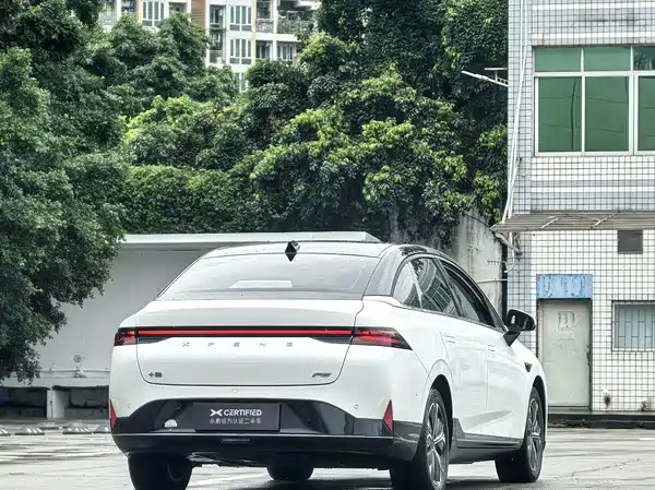 XPeng P5 2022