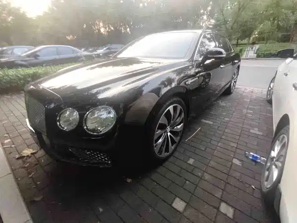 Bentley Flying Spur 2014