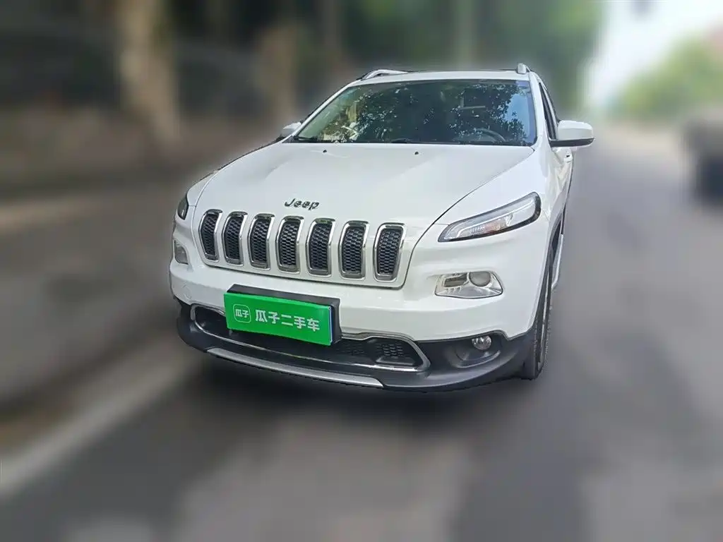 Jeep Cherokee 2018 — фото 2