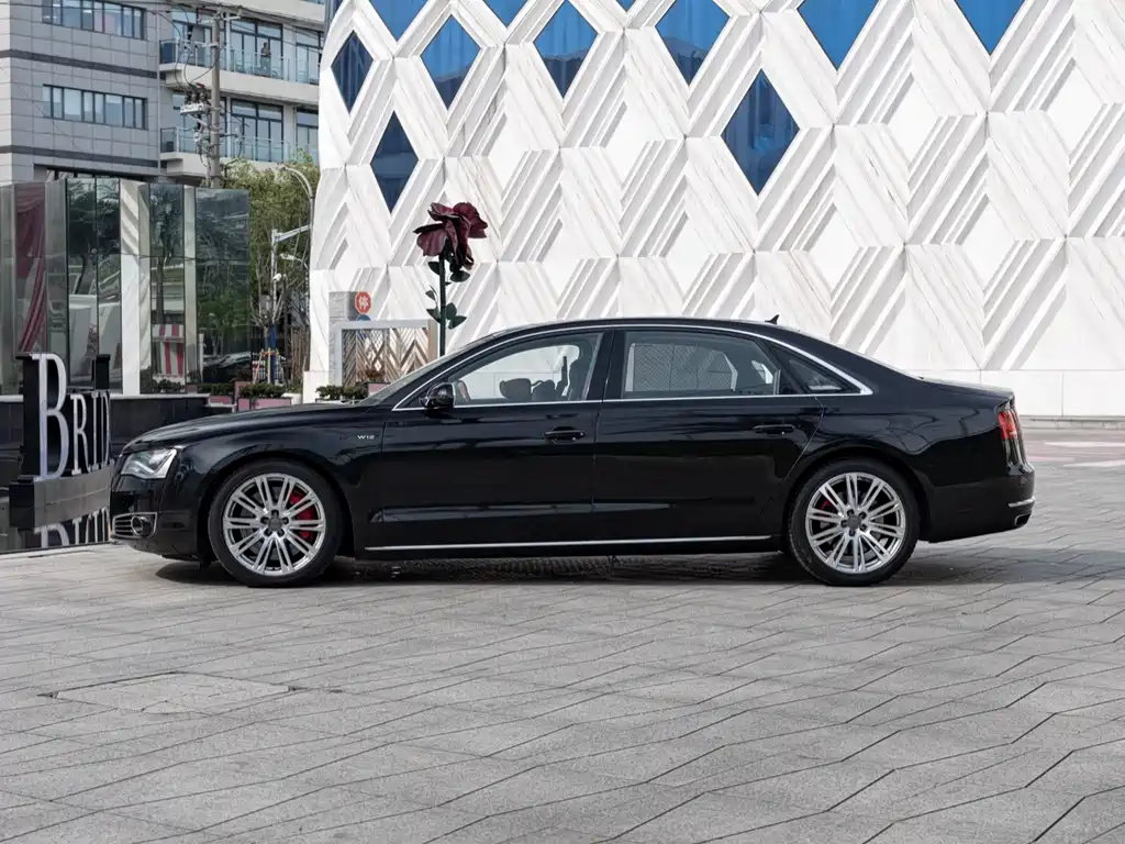 Audi A8 2013
