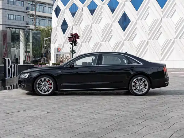 Audi A8 2013