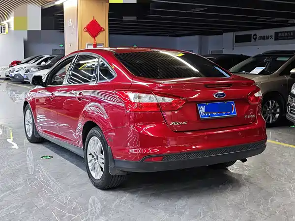 Ford Focus 2014