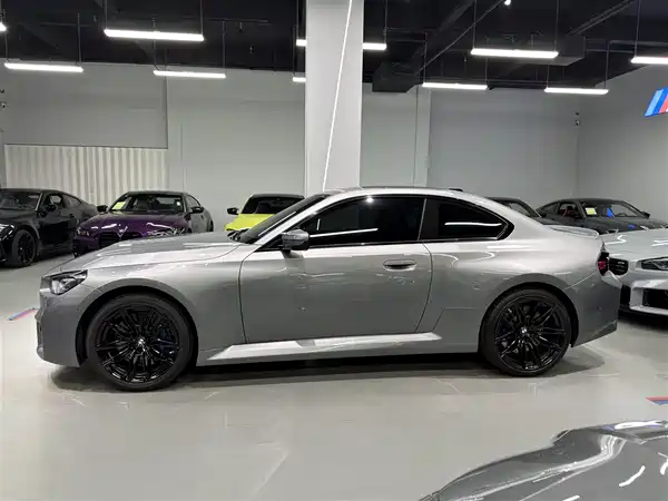 BMW M2 2025