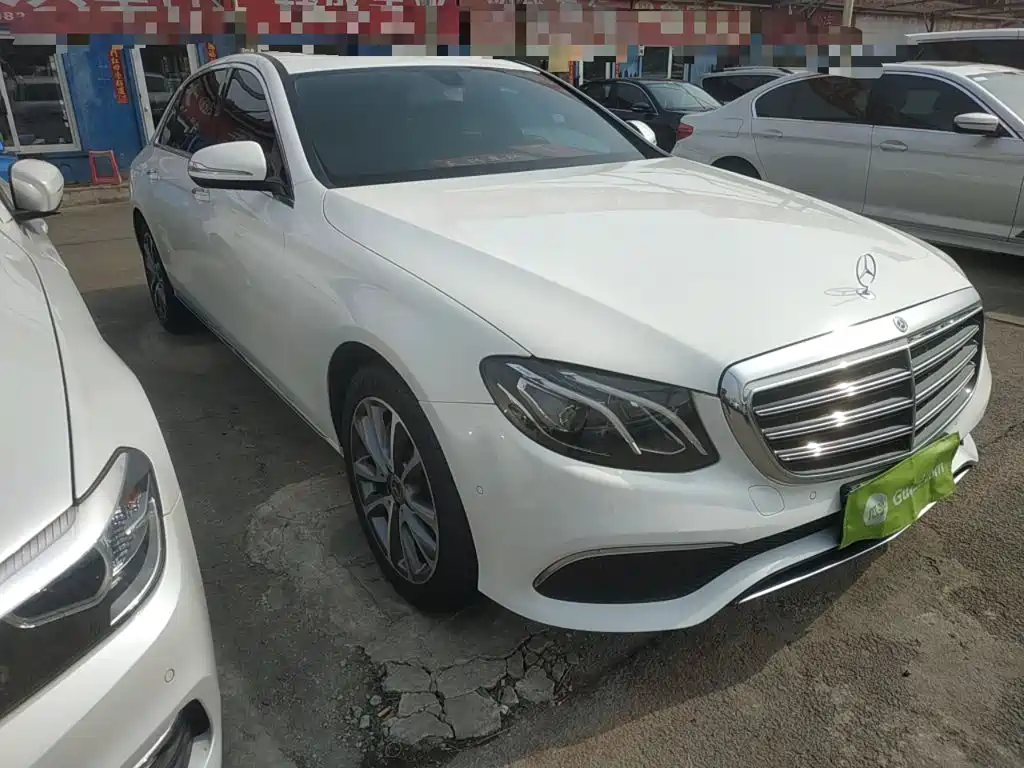 Mercedes-Benz E-Class 2019 — фото 22