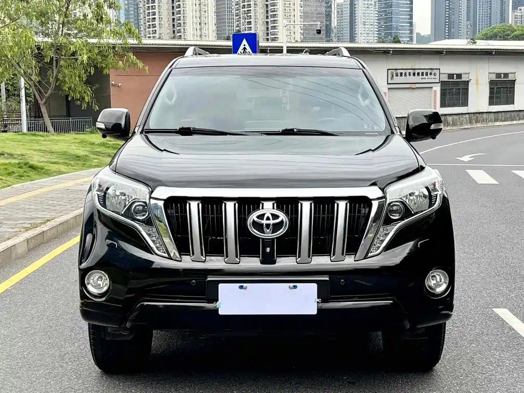 Toyota Prado 2016 — фото 2