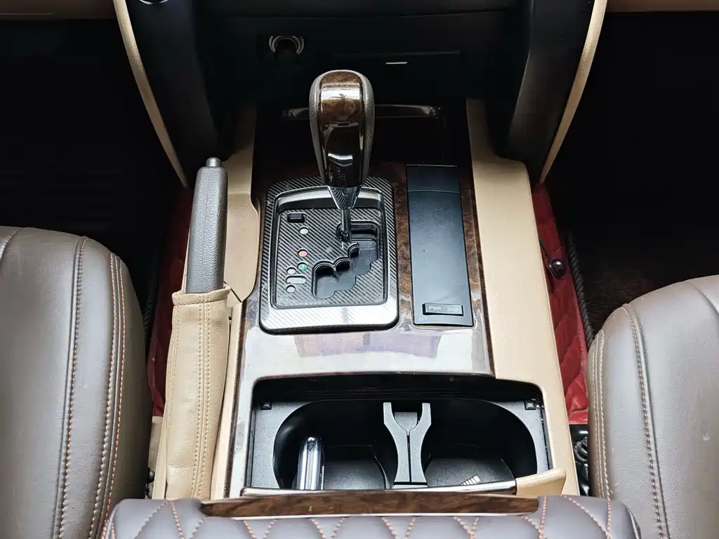 Toyota Land Cruiser 2015 — фото 9