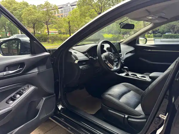 Nissan Teana 2021