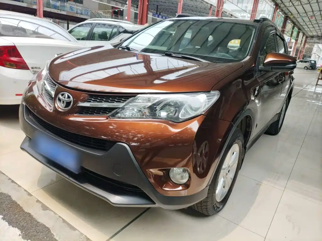 Toyota RAV4 2014