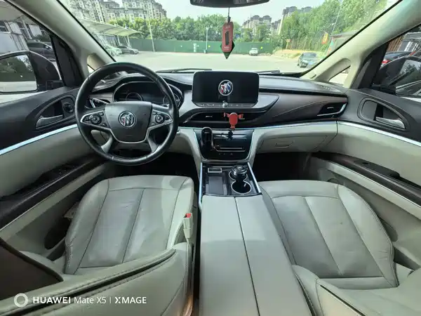 Buick GL8 2020