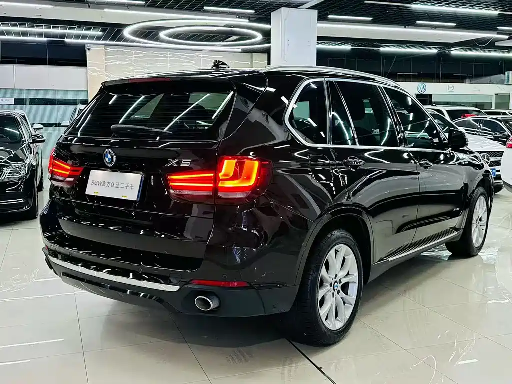 BMW X5 2018 — фото 8