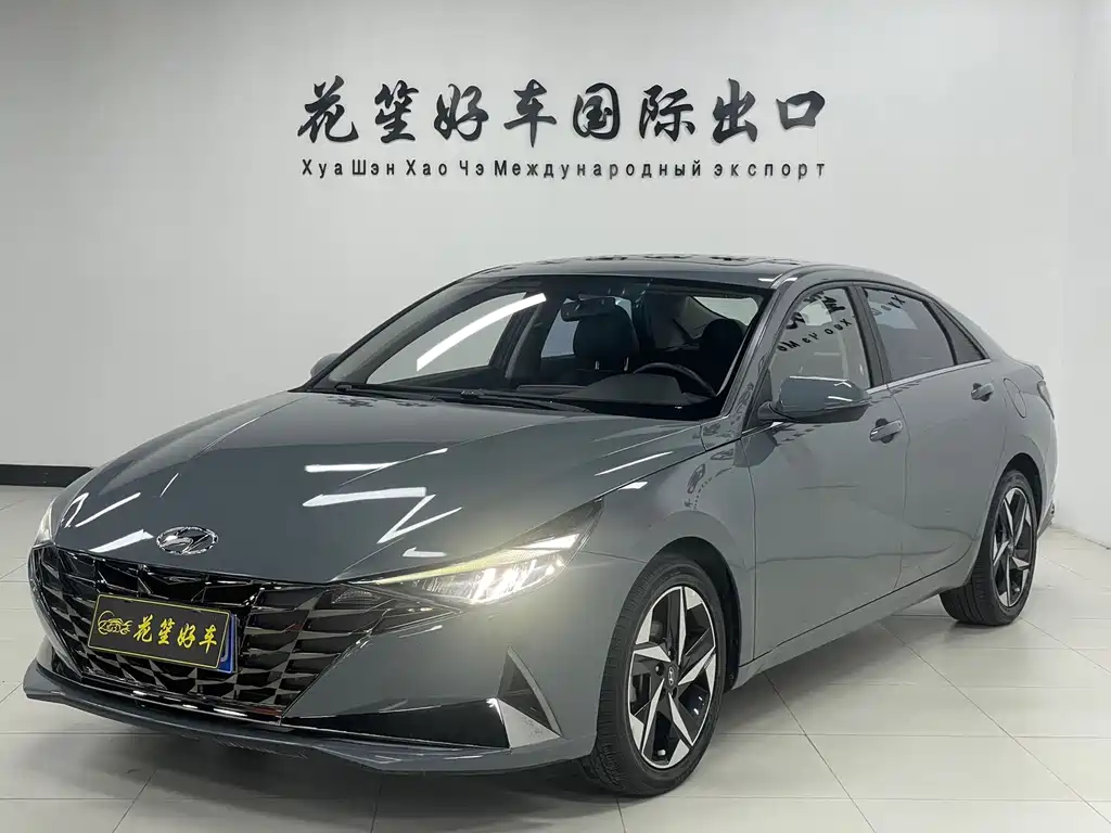 Hyundai Elantra 2022