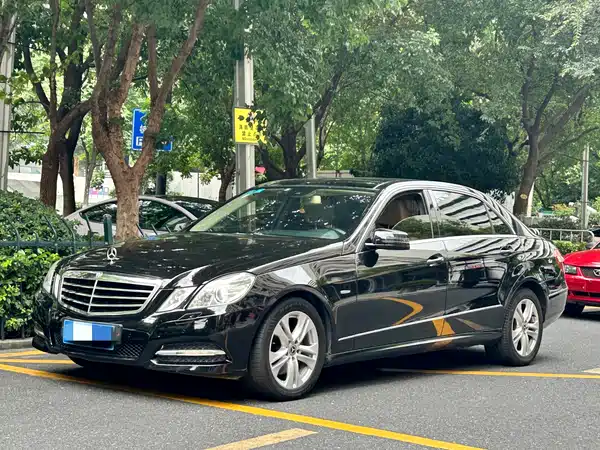 Mercedes-Benz E-Class 2012