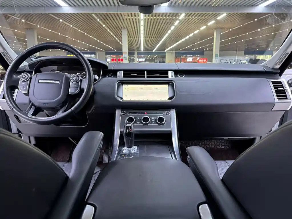 Land Rover Sport 2017 — фото 10