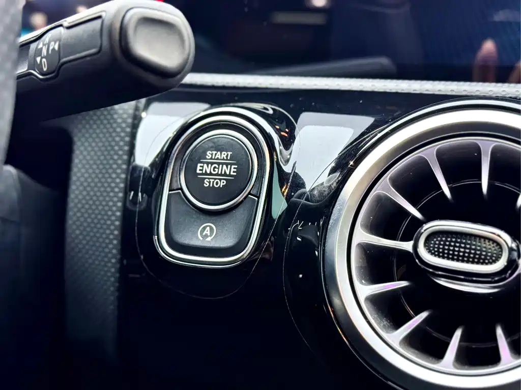 Mercedes-Benz A-Class 2023 — фото 21
