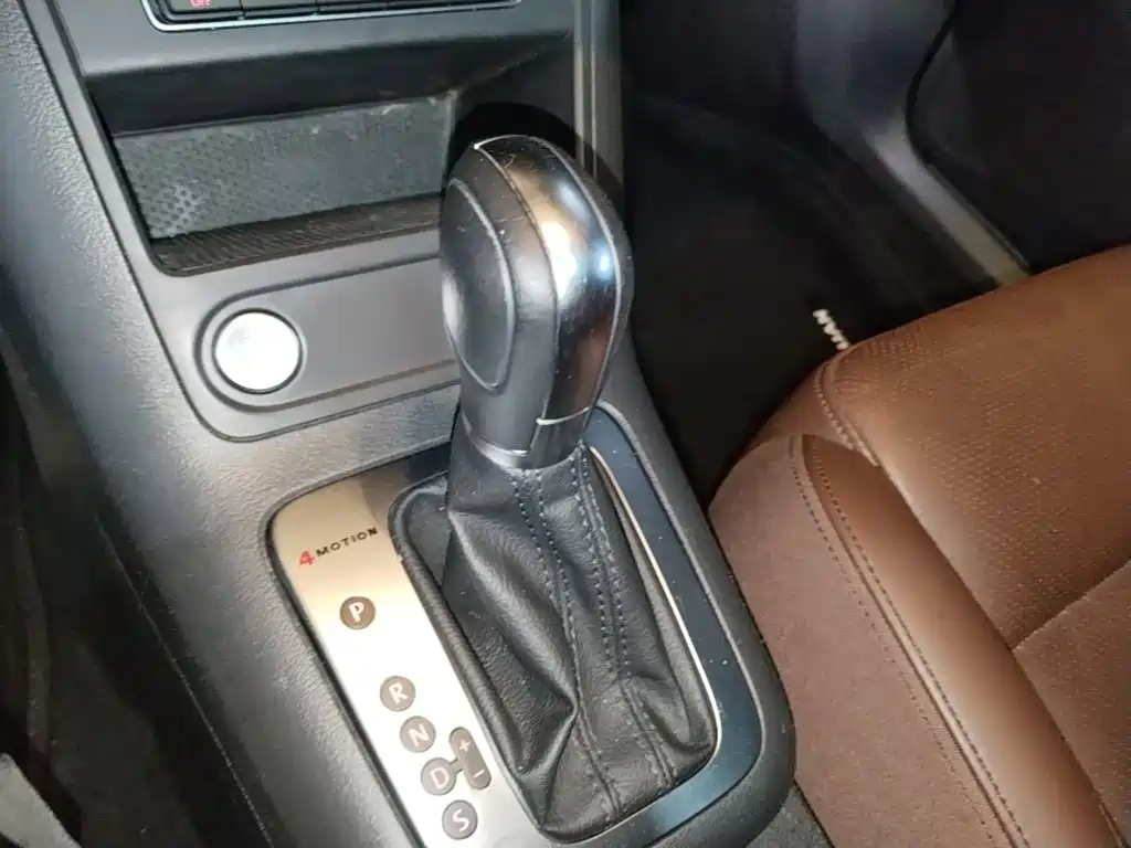 Volkswagen Tiguan 2015 — фото 14