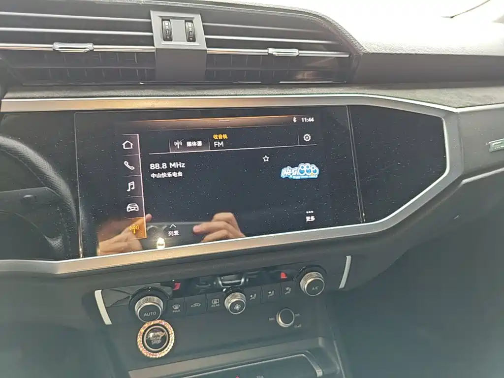Audi Q3 Sportback 2021 — фото 9