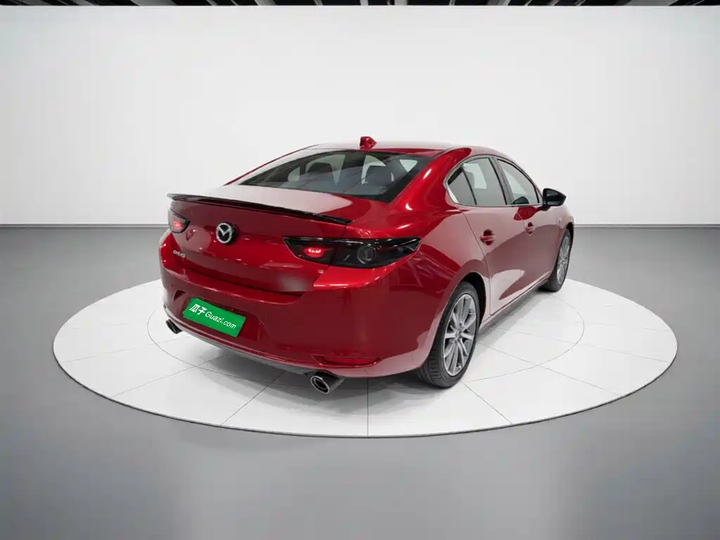 Mazda 3 Axela 2023