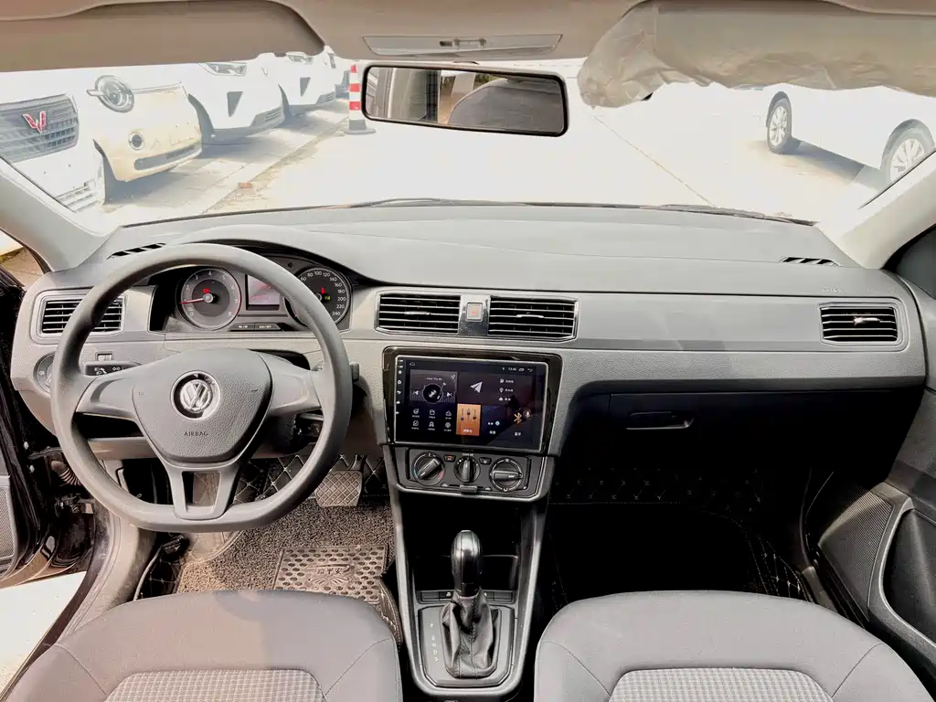 Volkswagen Santana 2021