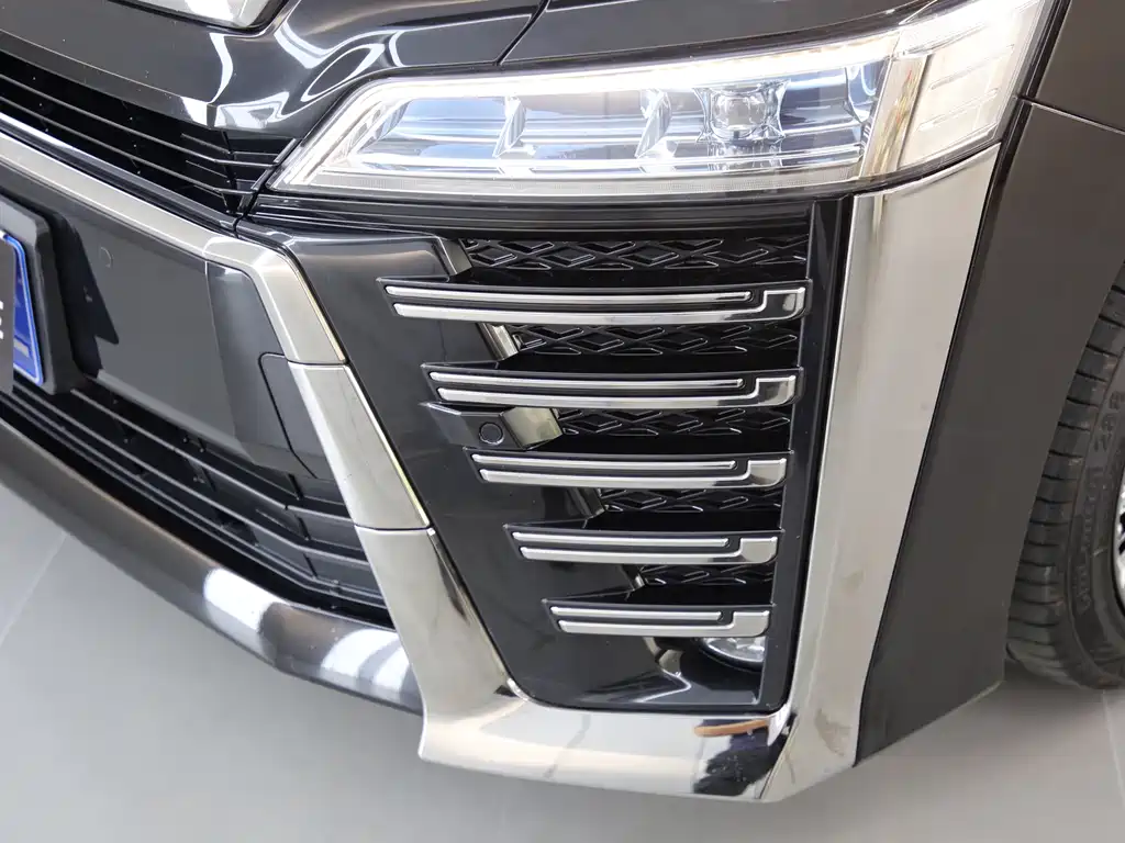 Toyota Vellfire 2021 — фото 19