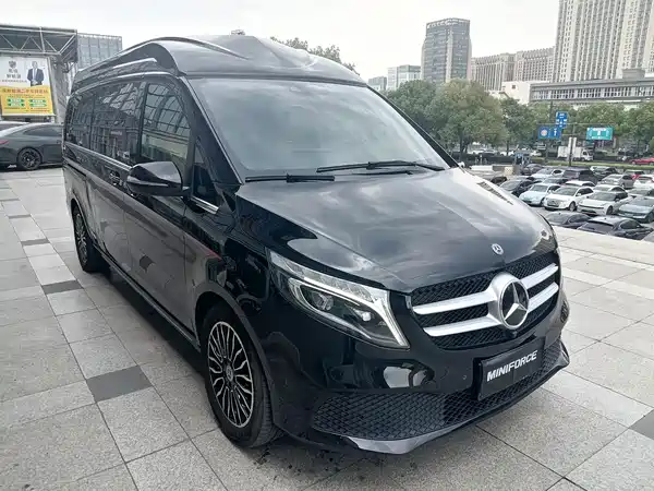 Mercedes-Benz V-Class 2021