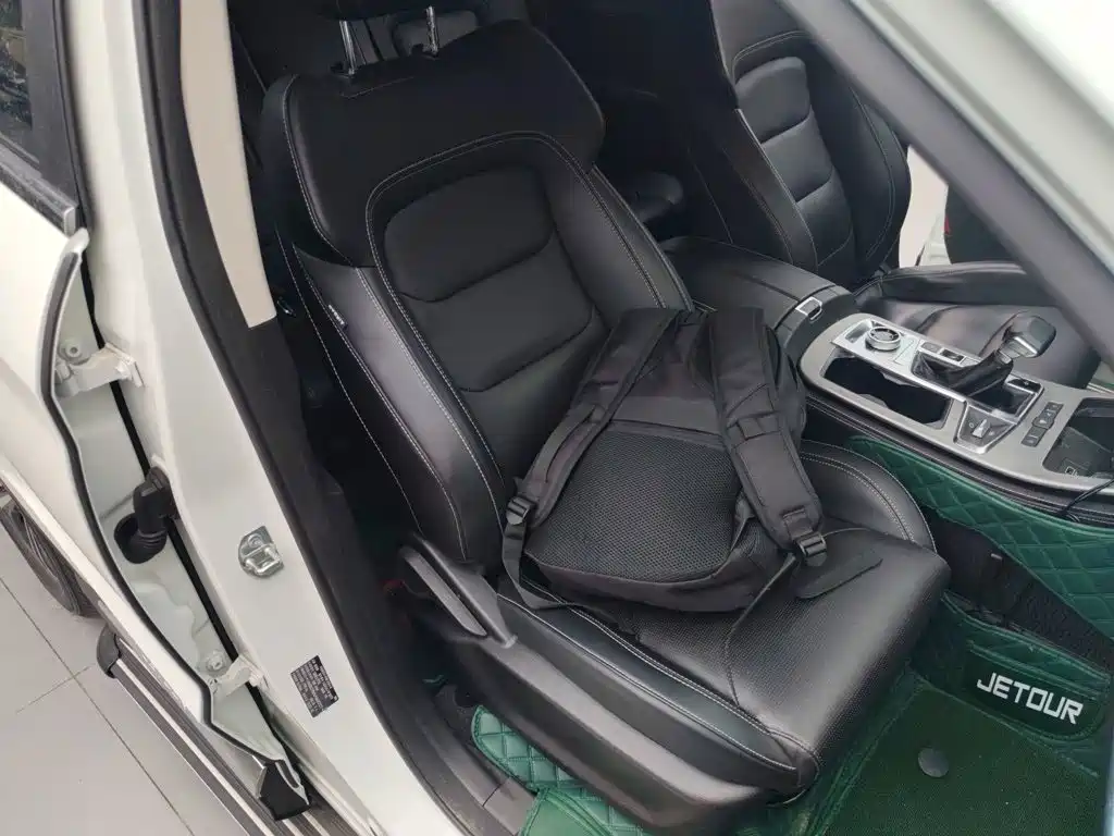Jetour Jietu X70 PLUS 2020 — фото 22