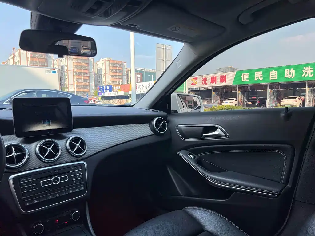 Mercedes-Benz GLA 2017 — фото 22