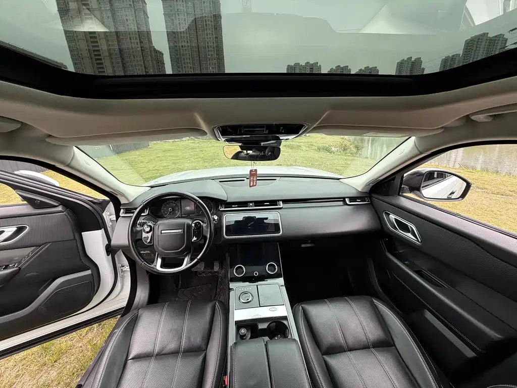 Land Rover Velar 2019 — фото 9