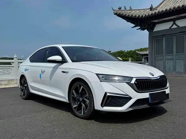 Skoda Octavia 2023