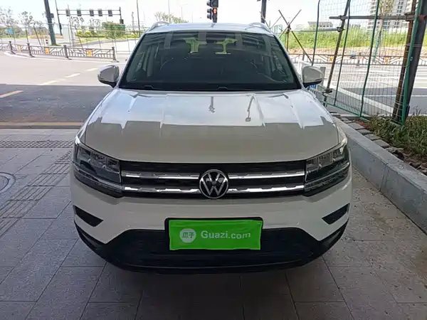 Volkswagen Tharu 2021