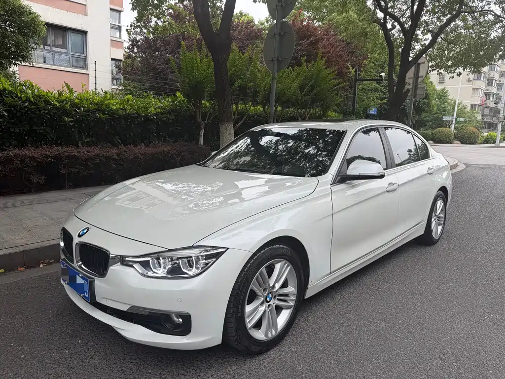BMW 3 Series 2015 — фото 1
