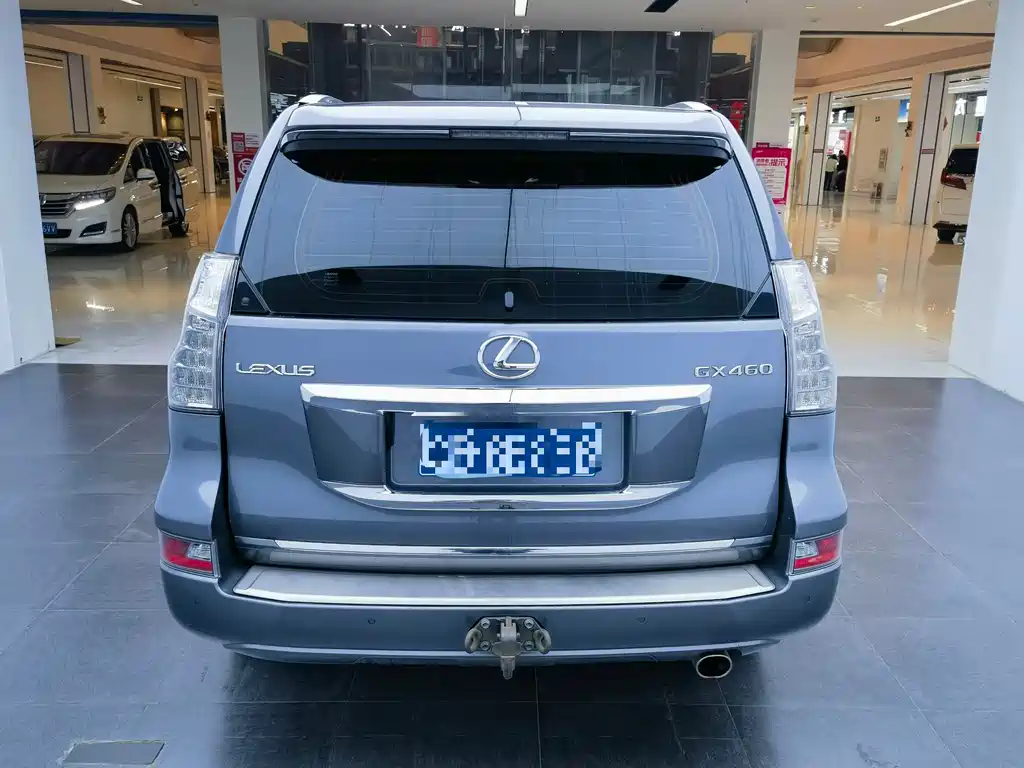 Lexus GX 2020 — фото 9