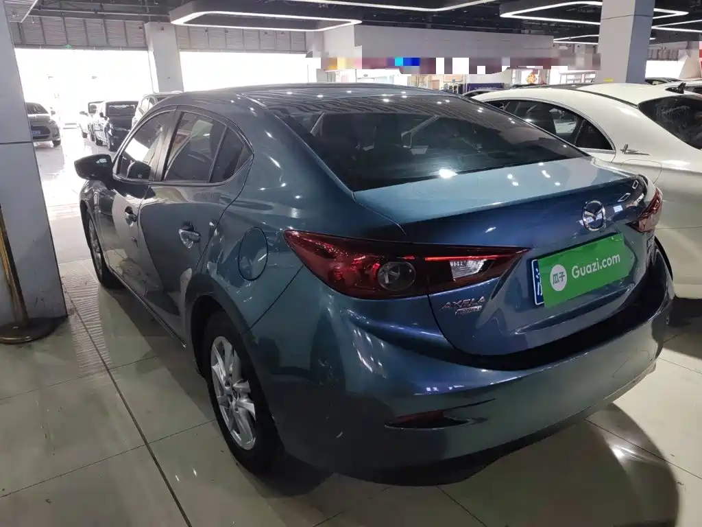 Mazda 3 Axela 2015 — фото 23