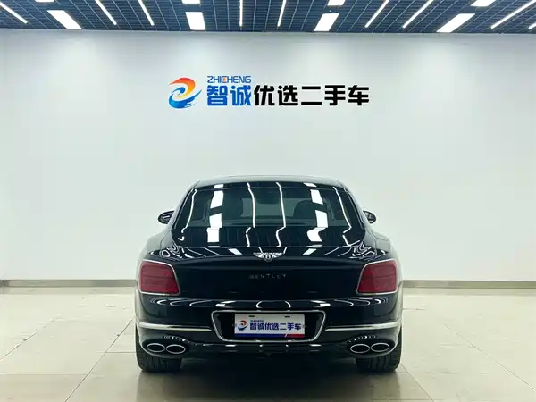 Bentley Flying Spur 2022
