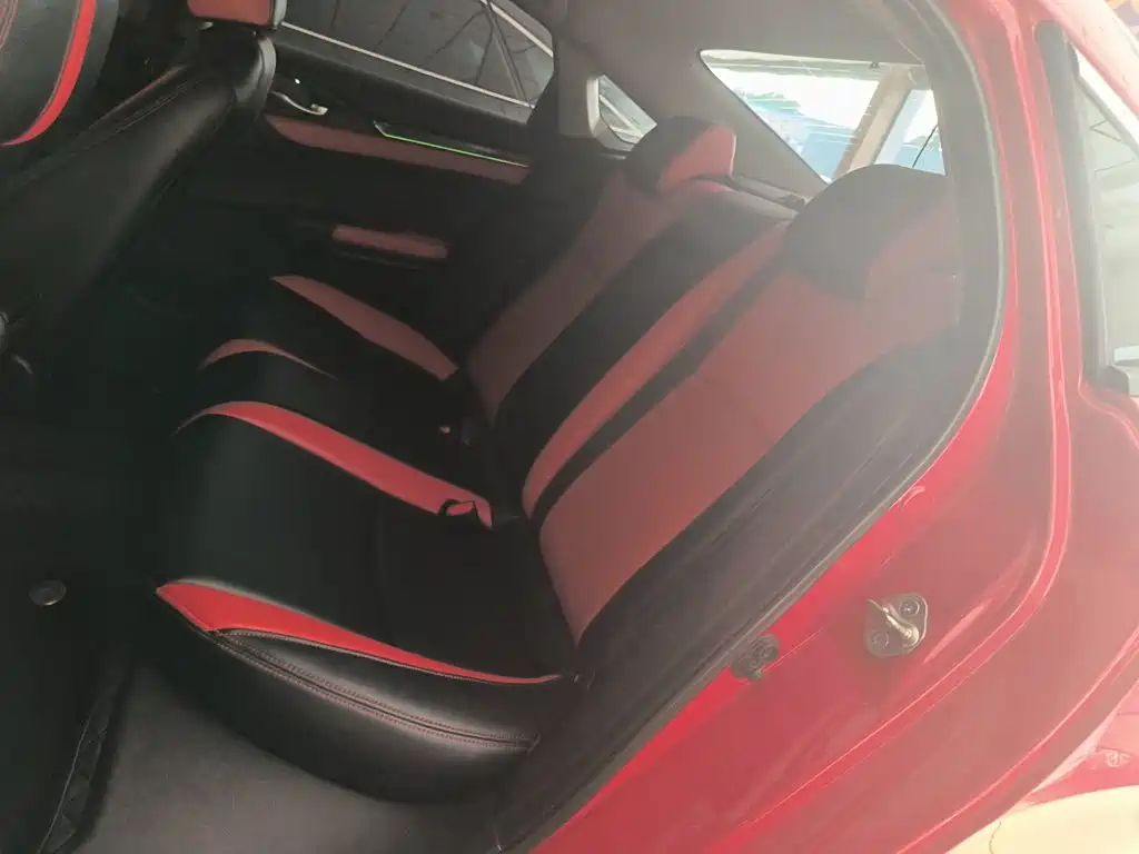 Honda Civic 2020 — фото 17