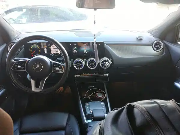 Mercedes-Benz GLA 2023