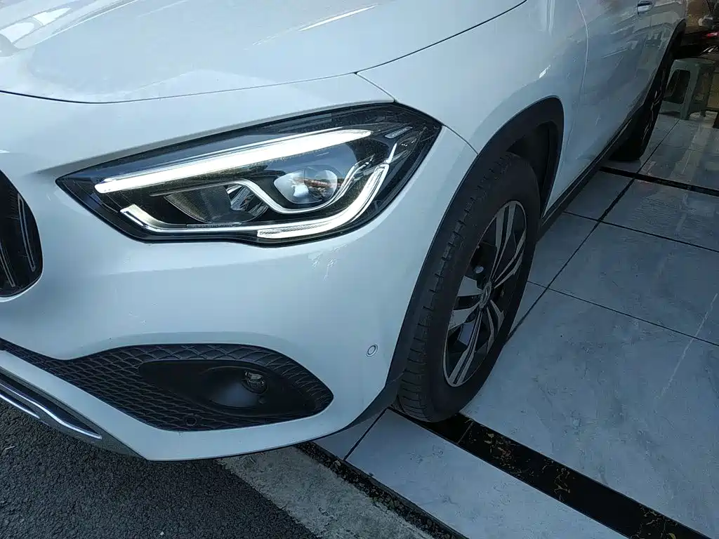 Mercedes-Benz GLA 2023 — фото 19