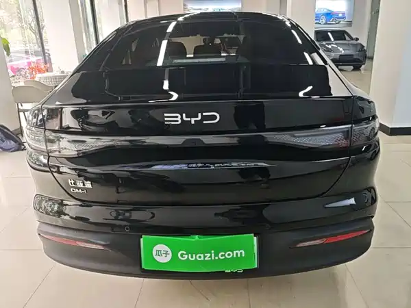 BYD Seal 05 DM-i 2025