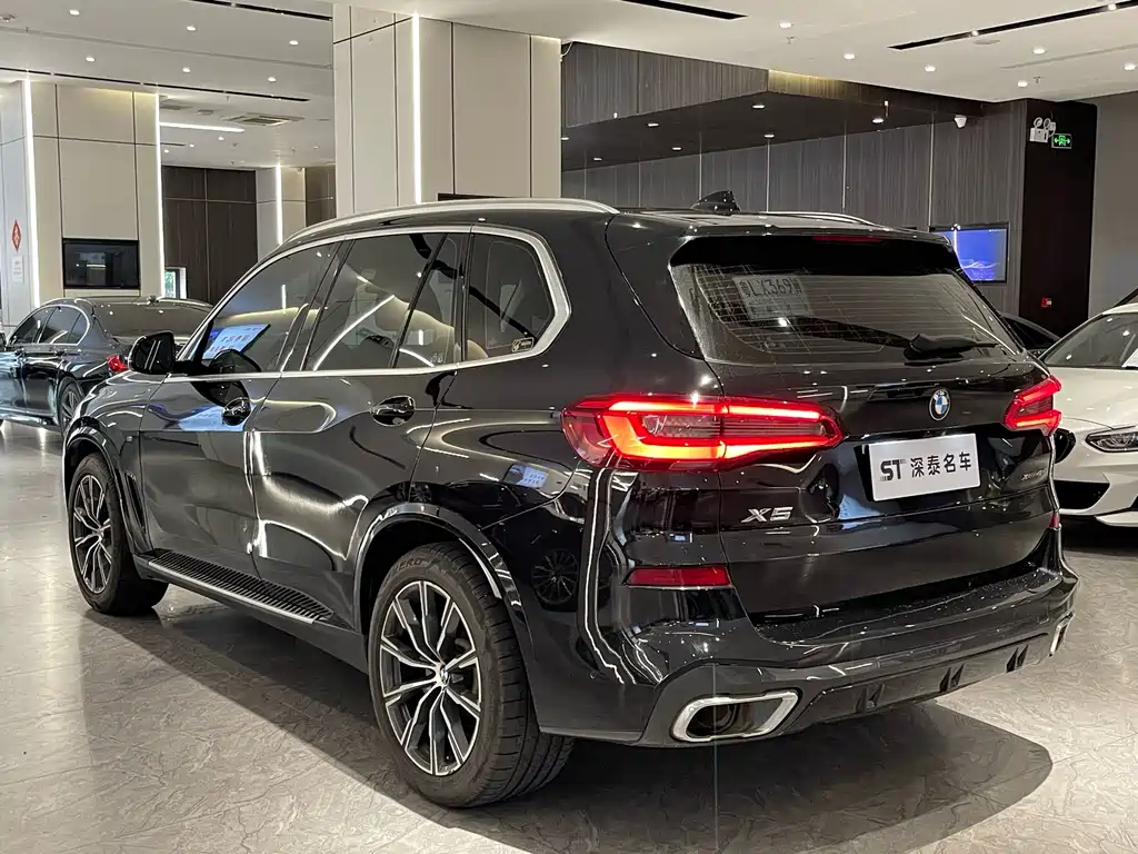 BMW X5 2019 — фото 7