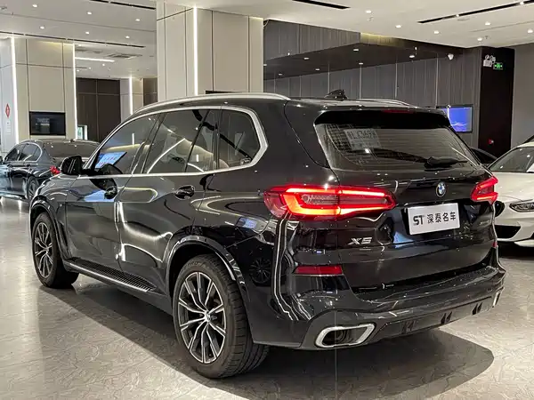 BMW X5 2019